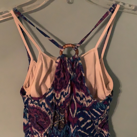 tank top - Picture 2 of 2